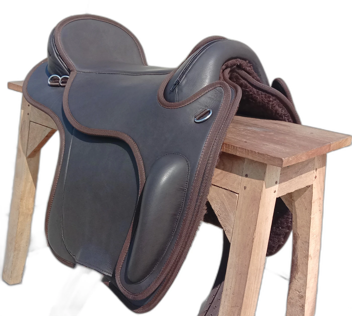 img-20211013-103638jpg WILD RACE Bareback & Treeless Saddles – B2 - Handcrafted Equestrian Saddlery