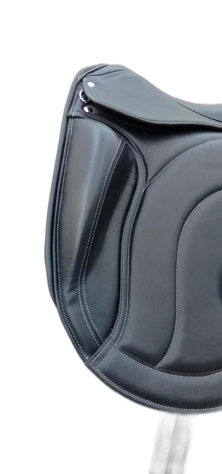 WILD RACE Dressage Saddles – D 02 - Handcrafted Equestrian Saddlery